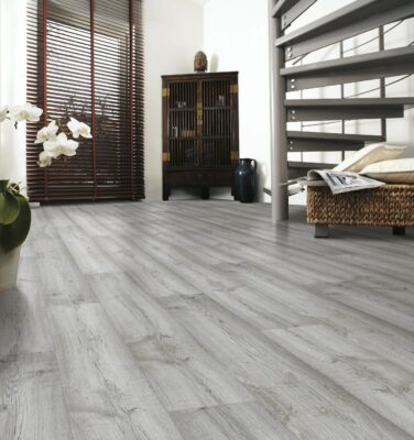 8mm Dartmoor Oak Laminate Flooring